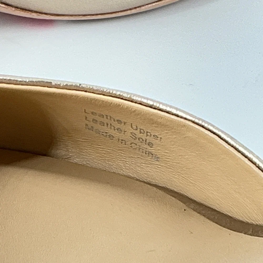 Badgley Mischka Size 8 Champagne Gold Leather Rhinestone Bow Kitten Heel NEW$255